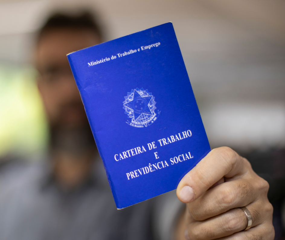 Governo do Estado anuncia mais de 2,6 mil vagas de emprego, estágio e jovem aprendiz