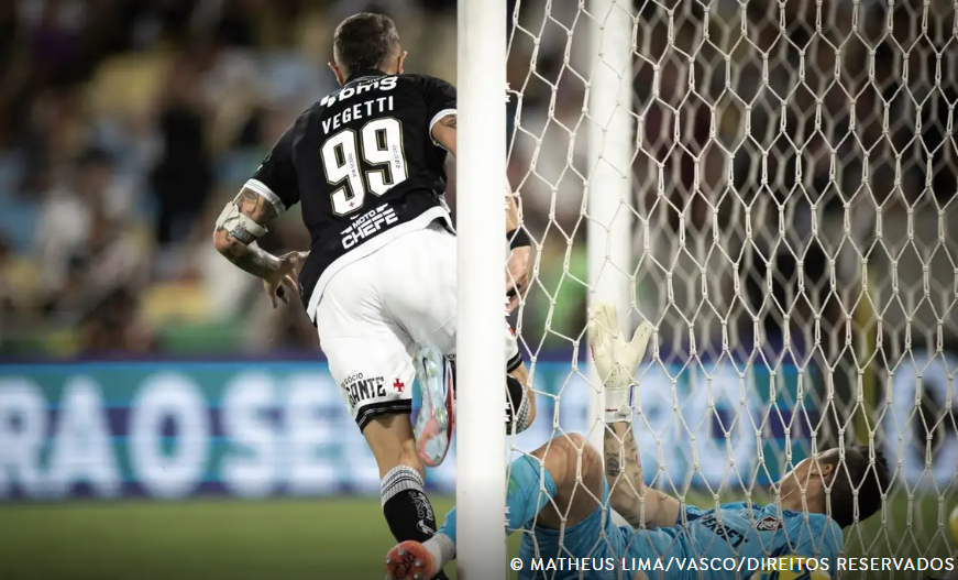 Rayan e Vegetti decidem e Vasco sai em vantagem na Copa do Brasil