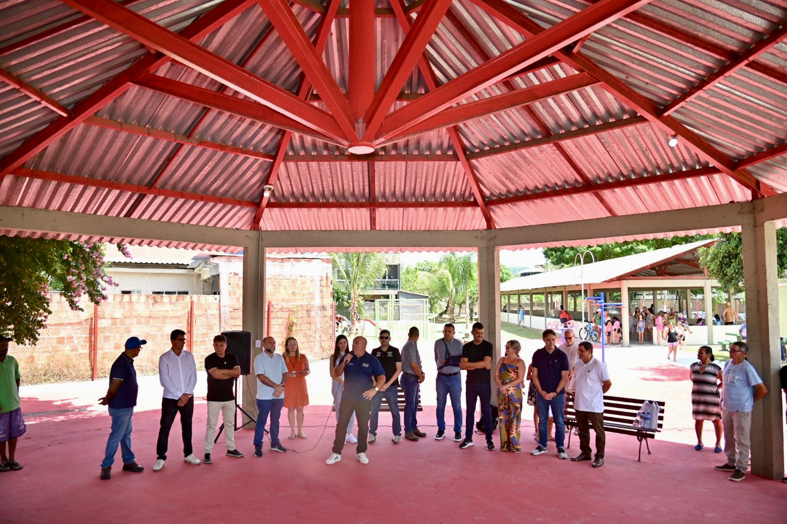 Prefeitura de Barra Mansa e ArcelorMittal entregam novo Centro de Recreação no bairro Saudade