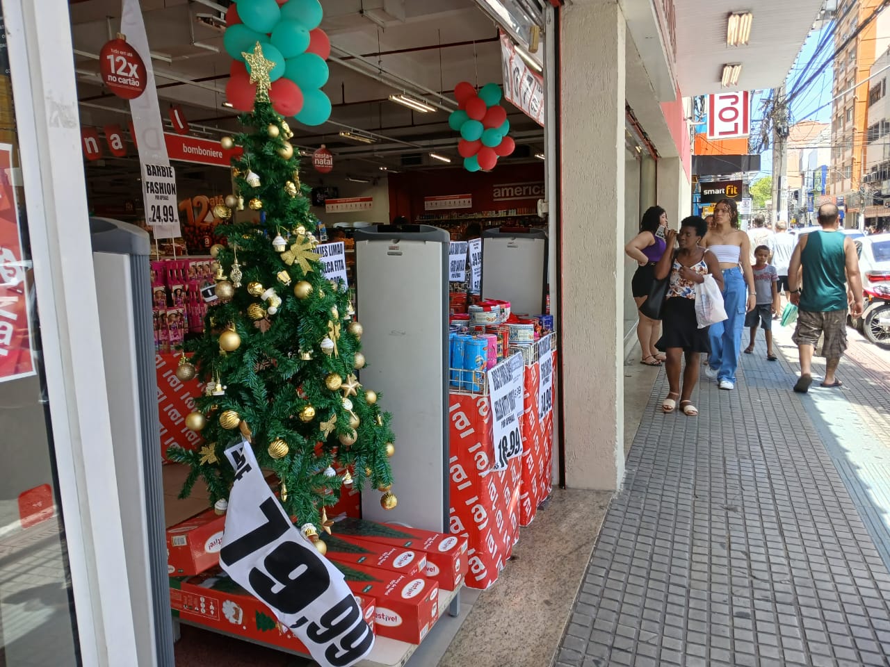 Procon reforça orientações aos consumidores para as compras de Natal