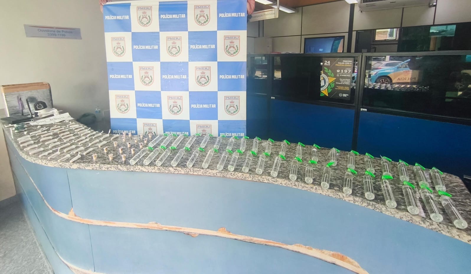 Ação resulta na apreensão de drogas e equipamentos em Barra Mansa