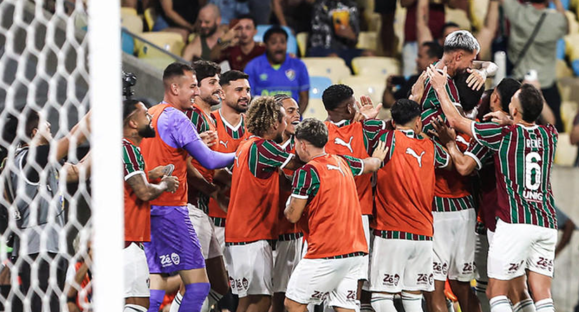 Fluminense vence o Botafogo com golaço de Lucho Acosta no Maracanã