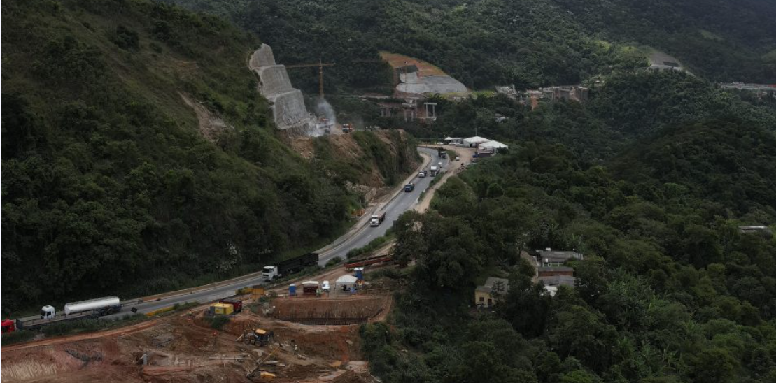 Detonações de rochas provocam interdições temporárias na Serra das Araras