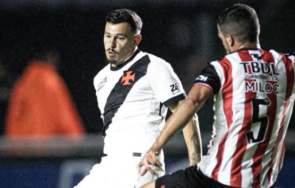 Vasco e Fluminense empatam fora de casa em estreias continentais