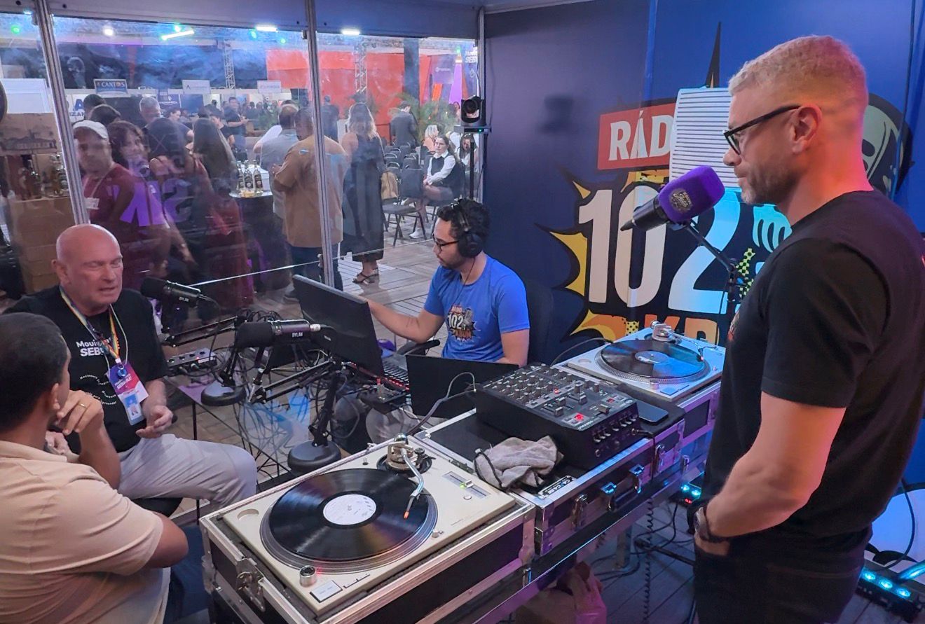 Rádio Kbum transmite ao vivo da 1ª Expo Agulhas Negras em Resende