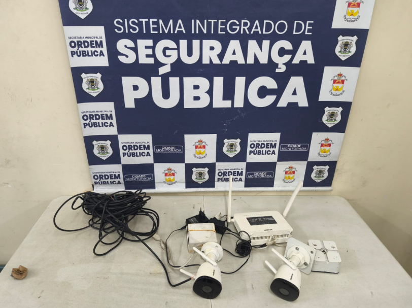 Câmeras clandestinas são apreendidas em ação da Ordem Pública em Volta Redonda