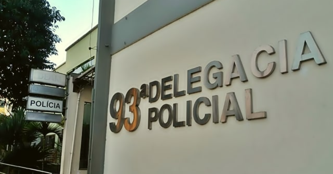 Viatura da PM é atingida em troca de tiros no Santo Agostinho