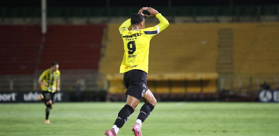 Volta Redonda vence o Ypiranga-RS e deixa a zona de rebaixamento da Série C