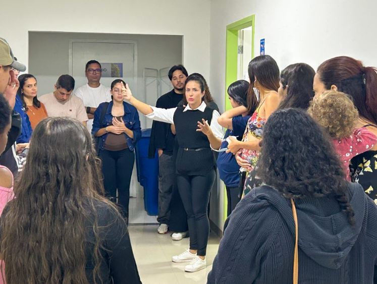 Gestantes de Itatiaia participam de visita guiada à maternidade do Hospital Municipal