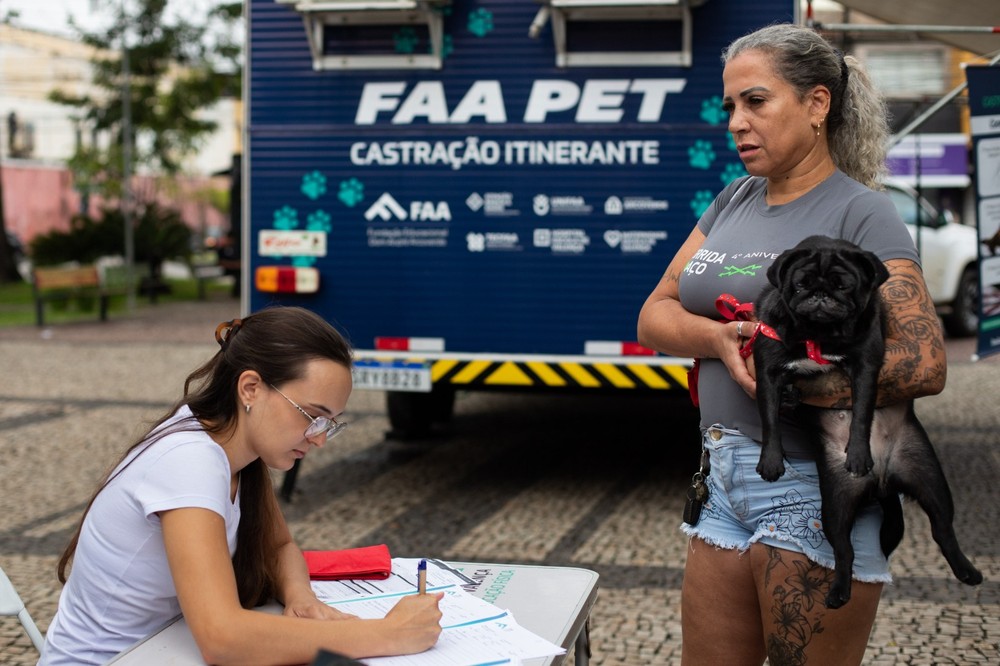 Quatis recebe Castramóvel com castrações gratuitas para cães e gatos a partir desta segunda-feira
