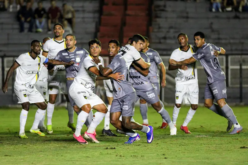 Volta Redonda perde para a Inter de Limeira e se afasta do G-8 da Série C