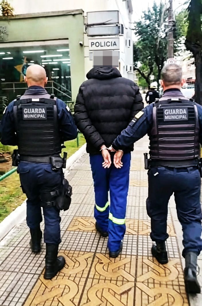 ‘Botão de ajuda’ e GMVR salvam mulher de cárcere privado em Volta Redonda