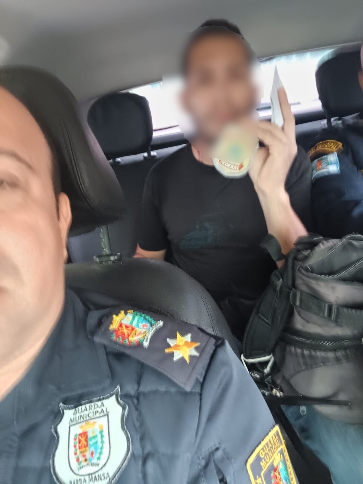 Guarda Municipal conduz à 90ª DP homem suspeito de se passar por policial federal em Barra Mansa