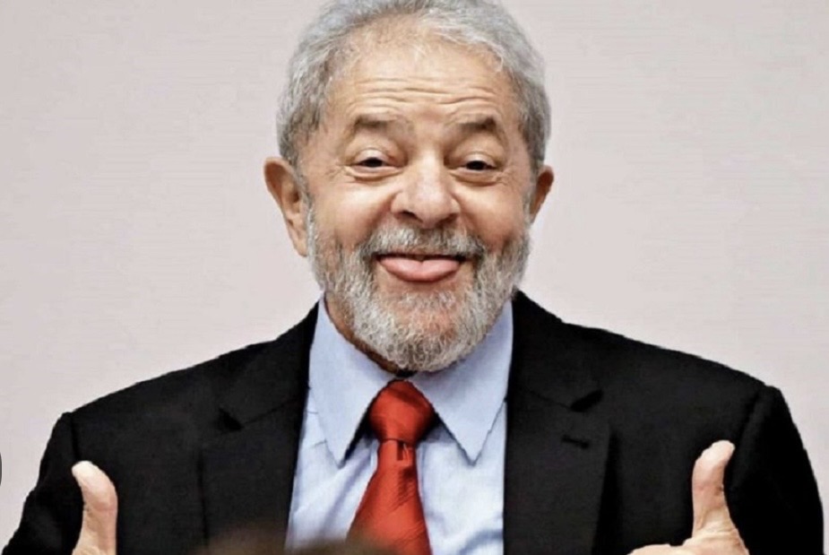 Lula anuncia perdão de dívidas de MEIs e bolsa universitária na reta final da eleição