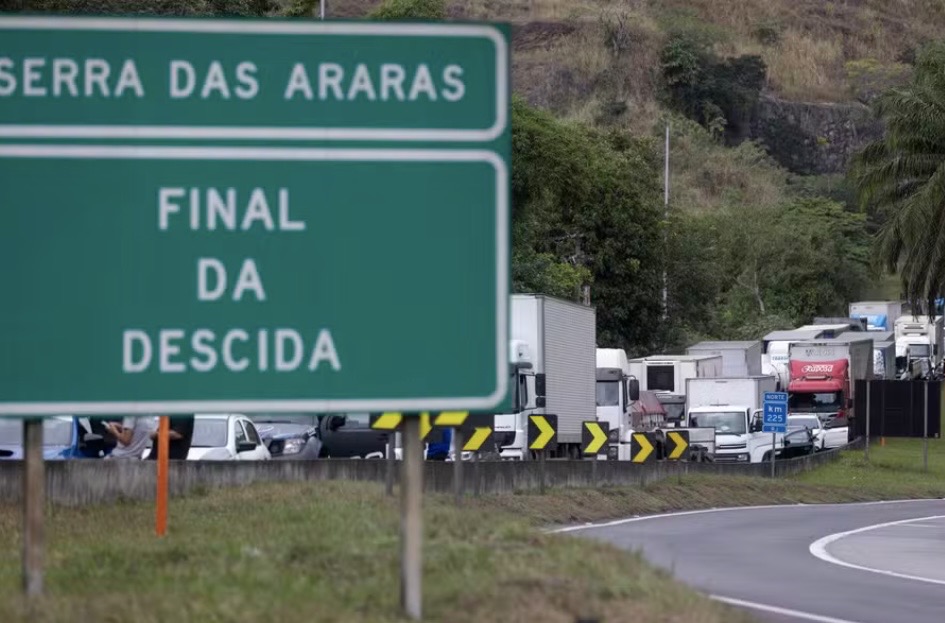 Serra das Araras terá bloqueios para detonação de rochas a partir desta terça-feira