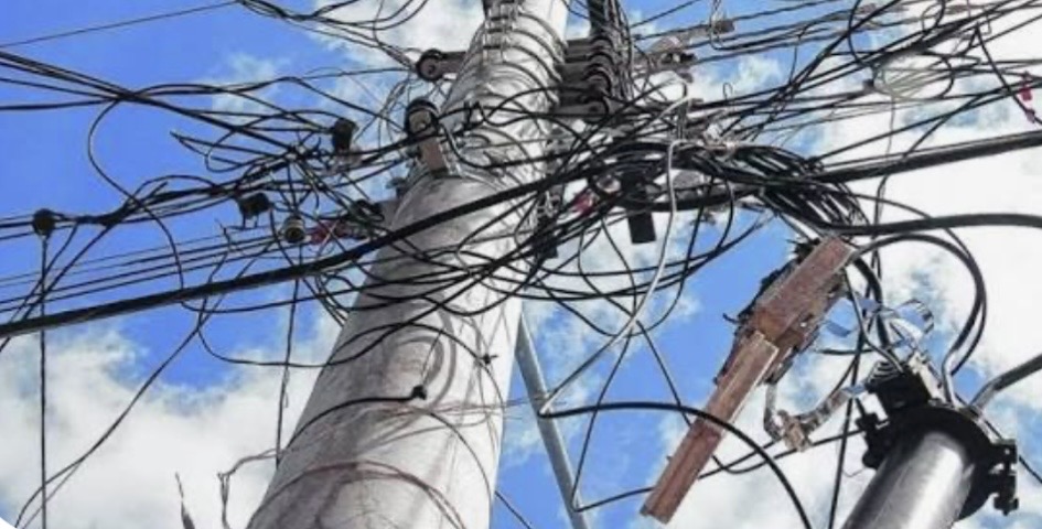 Operação investiga monopólio de internet imposto pelo tráfico em comunidades do Rio