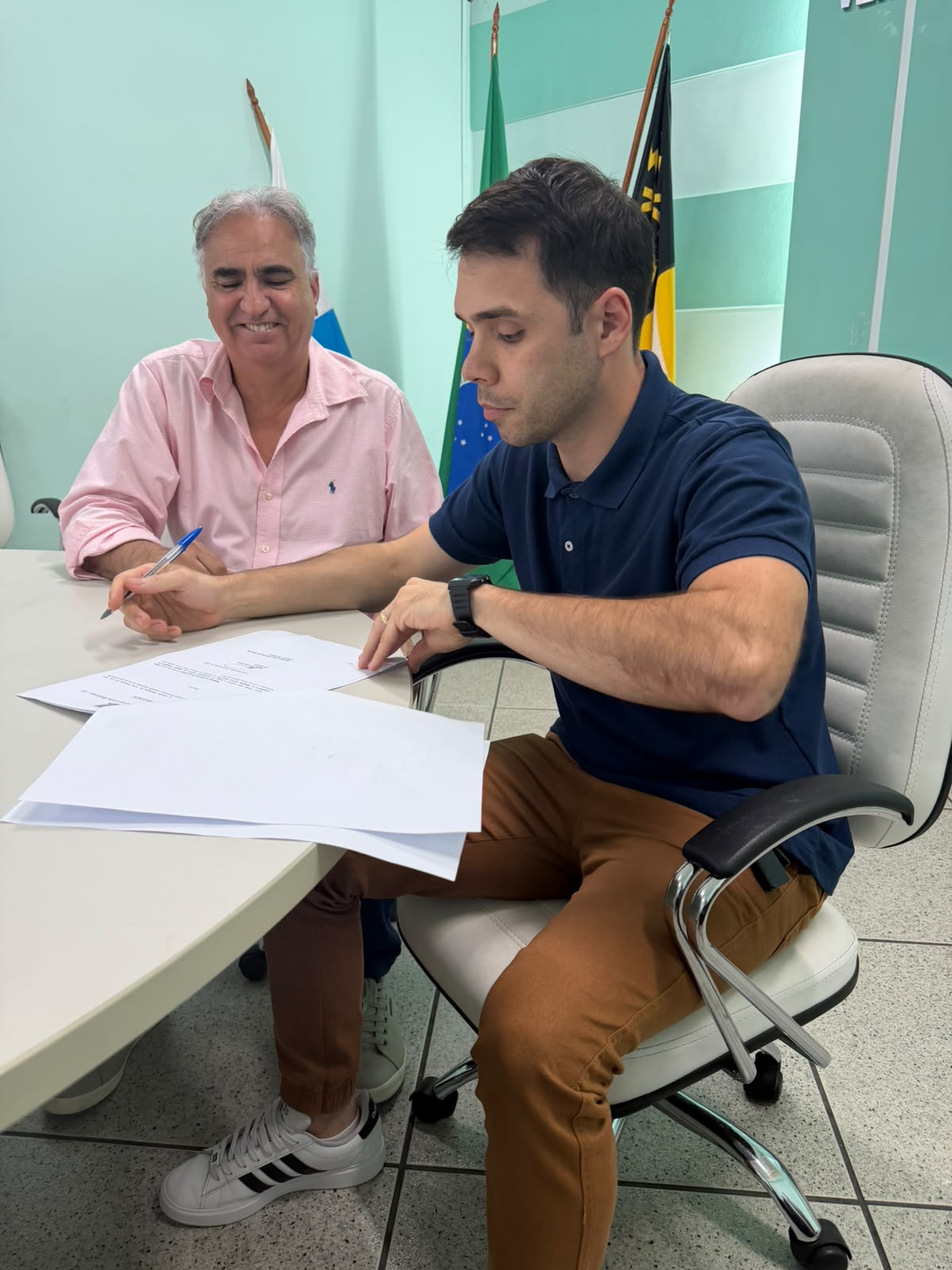 Mais dois concursados para CMVR